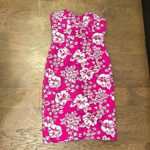 Brand new MK strapless Hawaiian print dress. Top has boning and underwire.